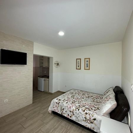 Apartmani Simona Budva Exterior foto