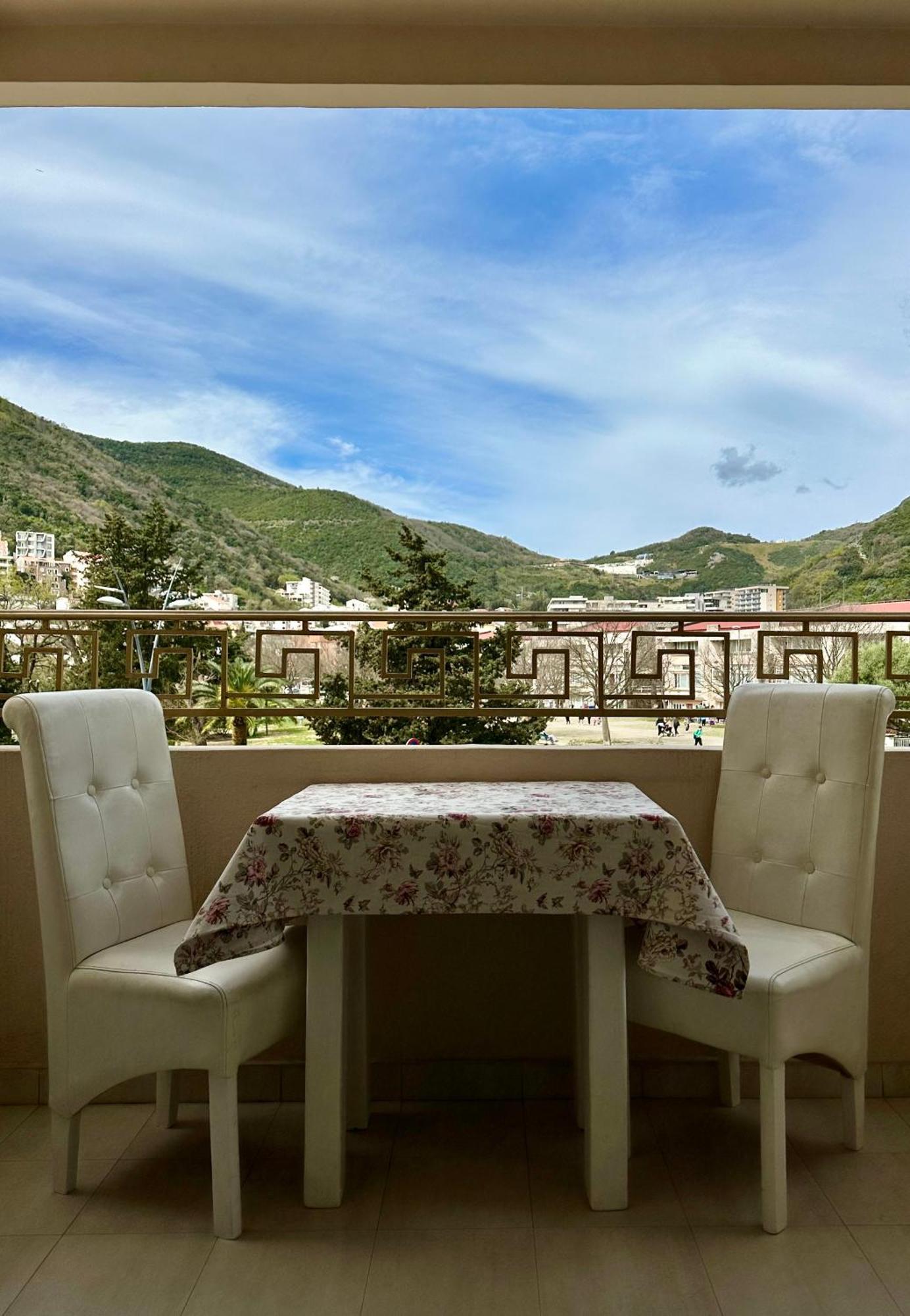 Apartmani Simona Budva Exterior foto